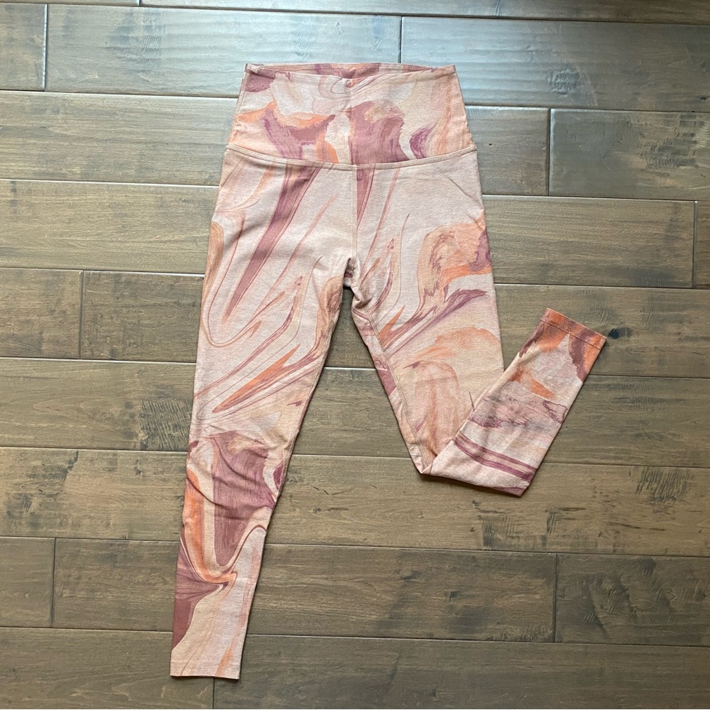 Beyond Yoga leggings size M